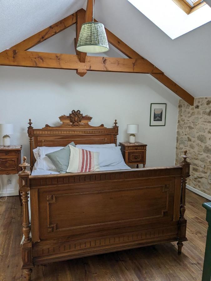 3 Self-Contained Gites With Pool And Games Room Saint-Georges-de-Noisné Esterno foto